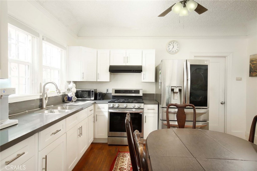 1547 S Wilton Property Photo 1