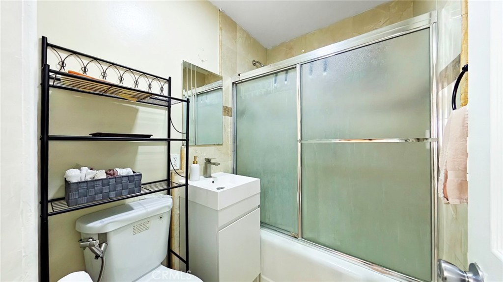 5633 Denny Property Photo 29