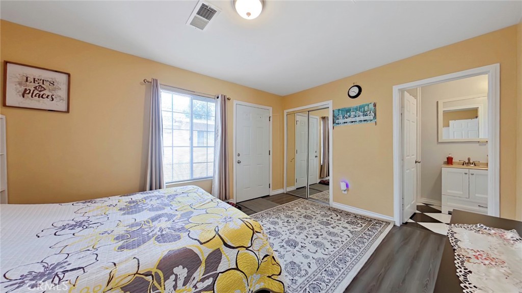 5633 Denny Property Photo 31