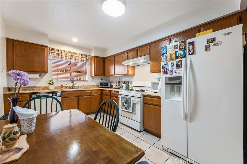 356 W California 23 Property Photo 19