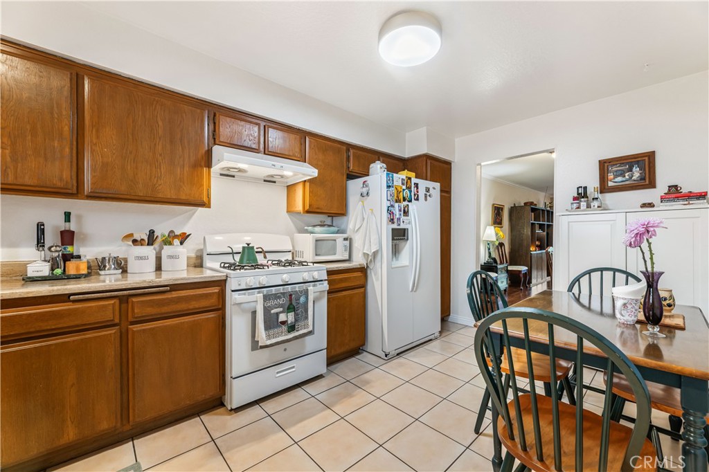 356 W California 23 Property Photo 21