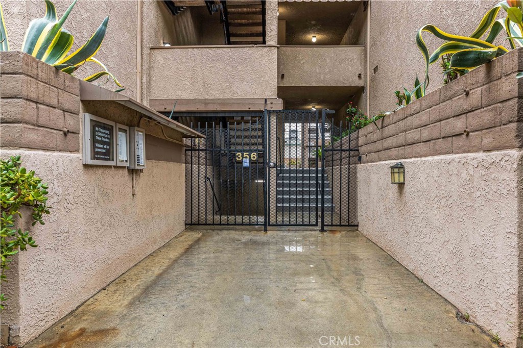 356 W California 23 Property Photo 40