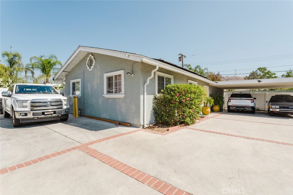 11900 Cometa Avenue Property Photo 2