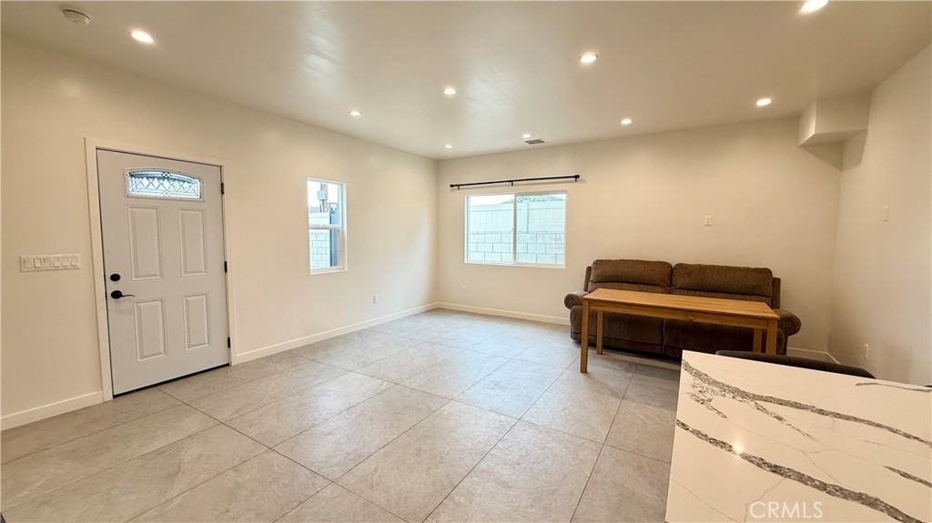 16135 Tupper St Property Photo 3