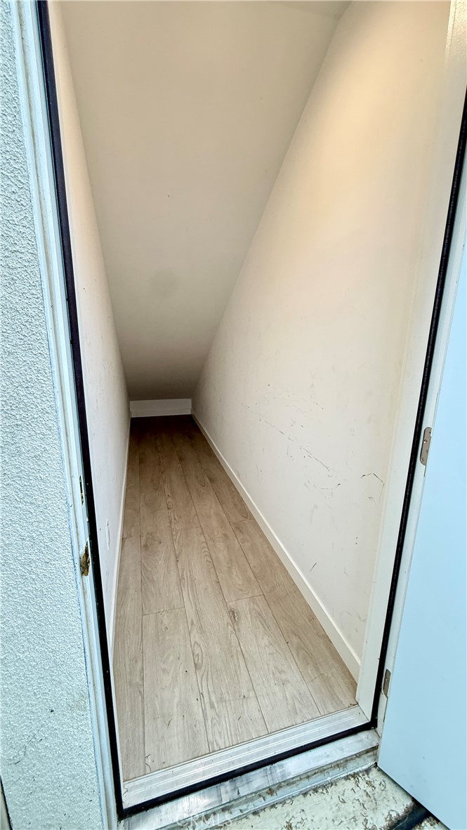 16135 Tupper St Property Photo 10