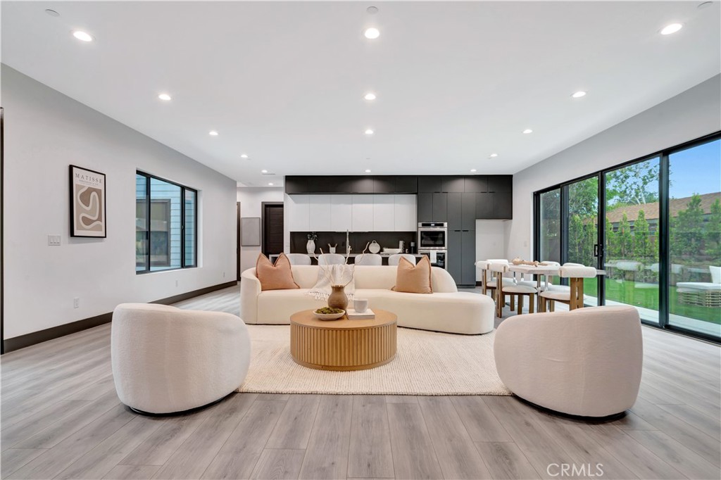 19513 Cantara Street Property Photo 9