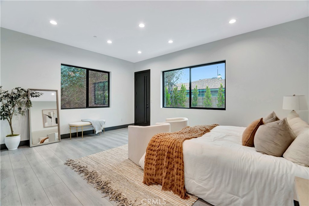 19513 Cantara Street Property Photo 23