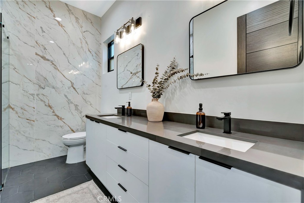 19513 Cantara Street Property Photo 25