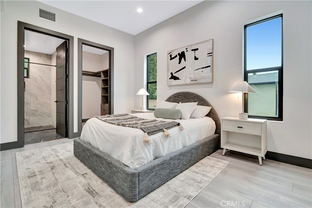19513 Cantara Street Property Photo 29