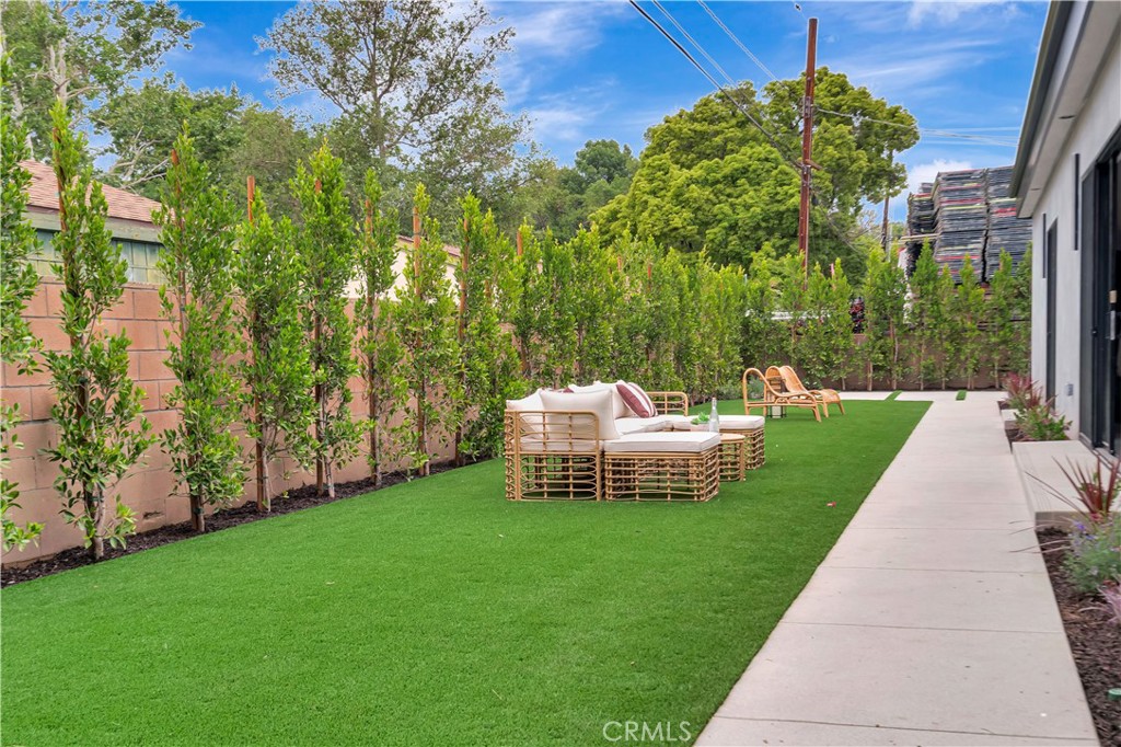 19513 Cantara Street Property Photo 33
