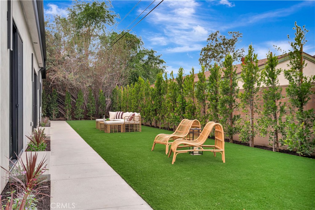 19513 Cantara Street Property Photo 34