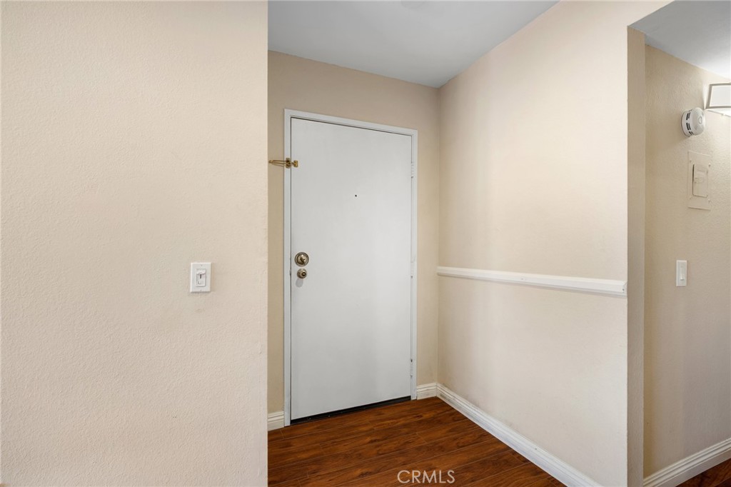 1422 Rock Glen Avenue 203 Property Photo 4