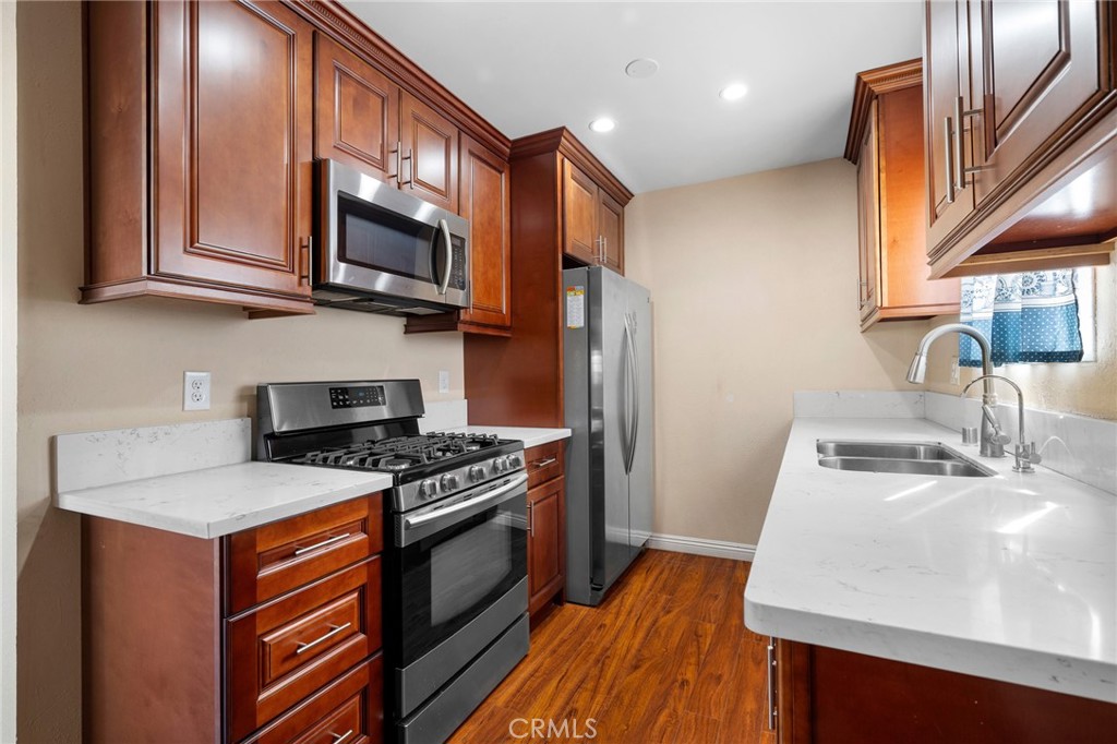 1422 Rock Glen Avenue 203 Property Photo 14