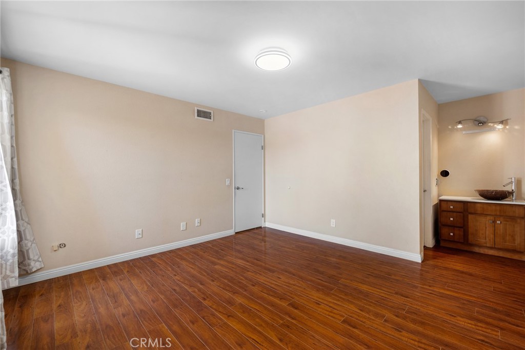 1422 Rock Glen Avenue 203 Property Photo 16