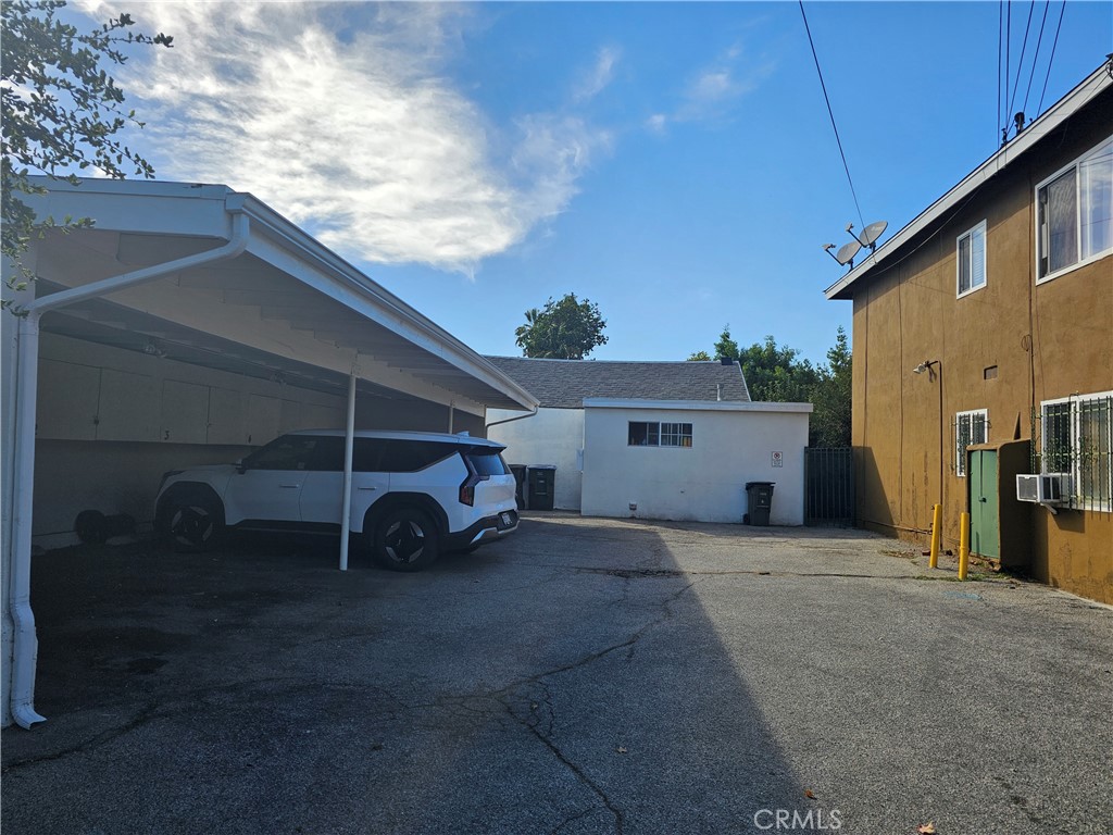 262 E Mountain Street Property Photo 6