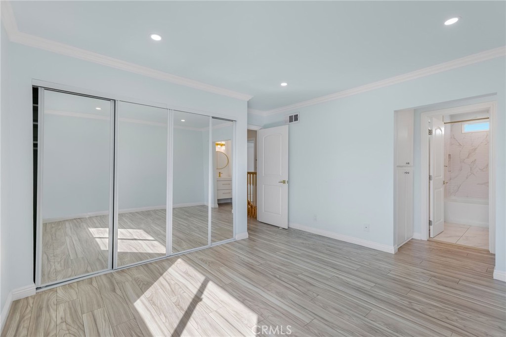 1234 E Broadway 5 Property Photo 13