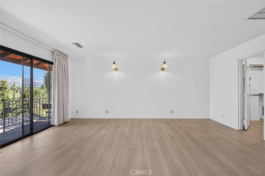 4270 Mesa Vista Drive Property Photo 18