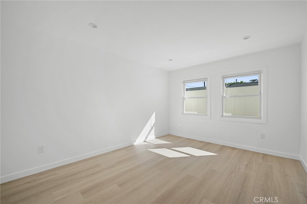 1346 N Parish Place Property Photo 13