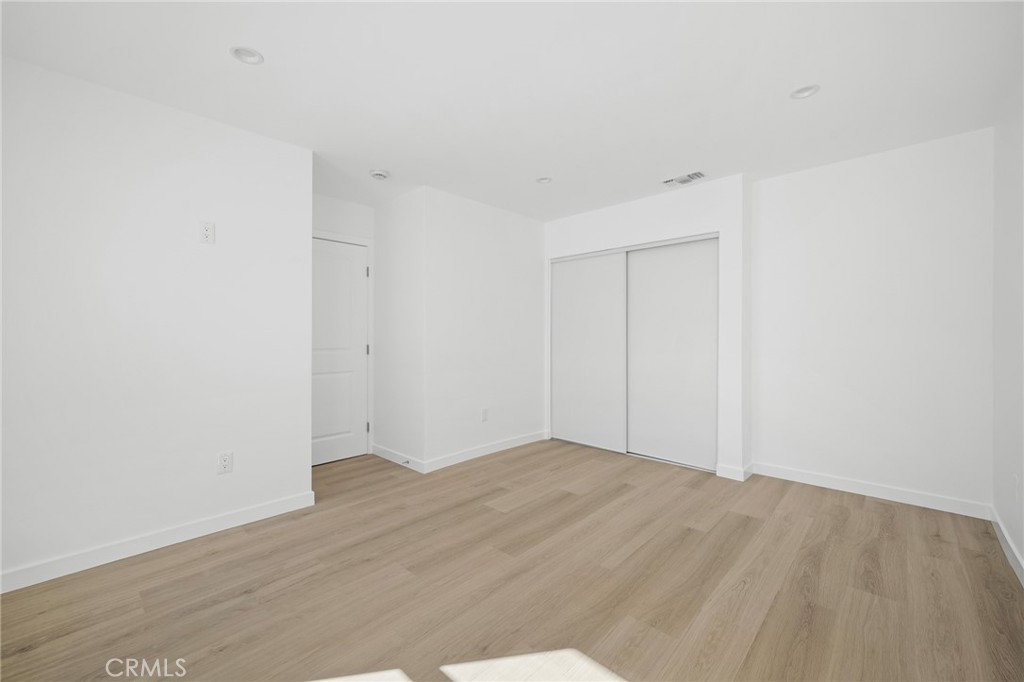 1346 N Parish Place Property Photo 14