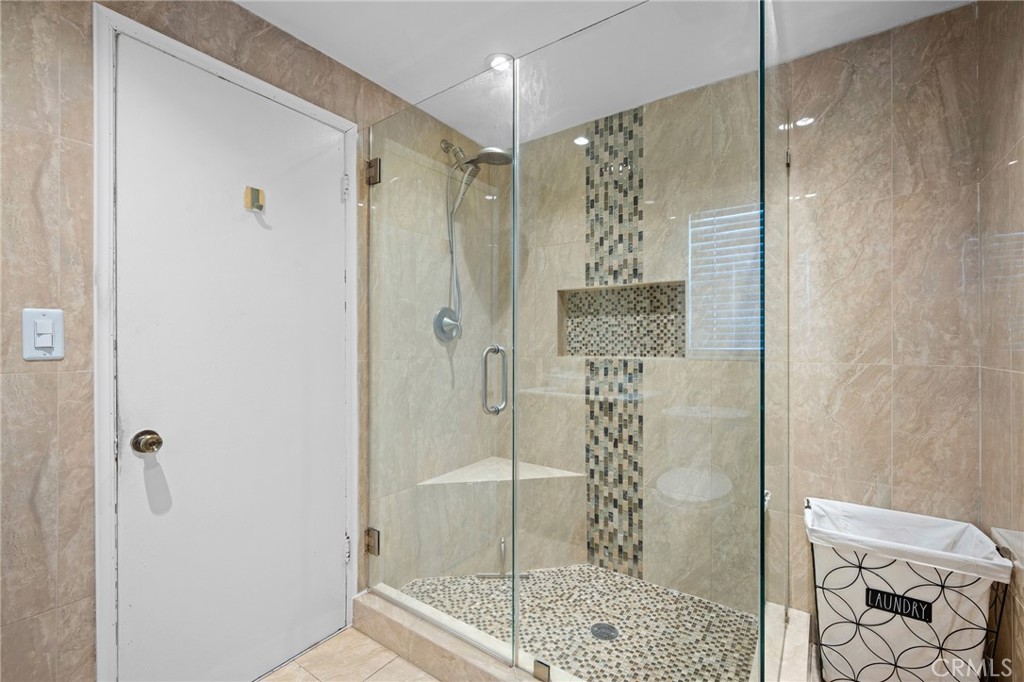 9253 Arleta Property Photo 18