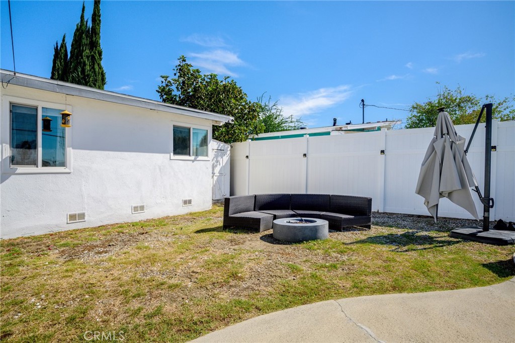 9253 Arleta Property Photo 26