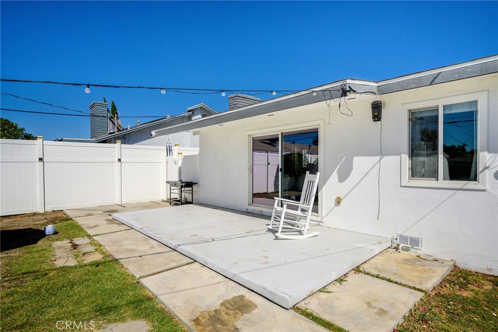 9253 Arleta Property Photo 28