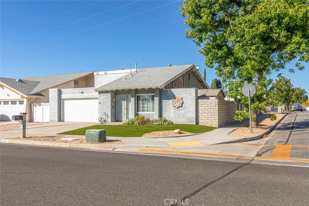 2141 Hietter Avenue Property Photo 1