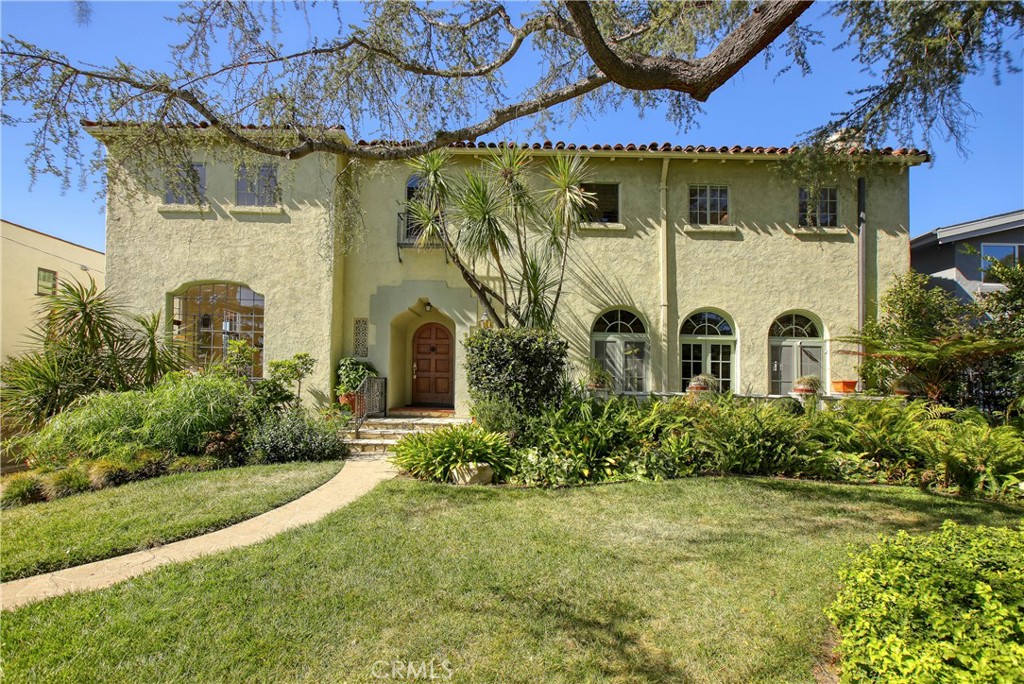 1543 Hillcrest Avenue Property Photo 1