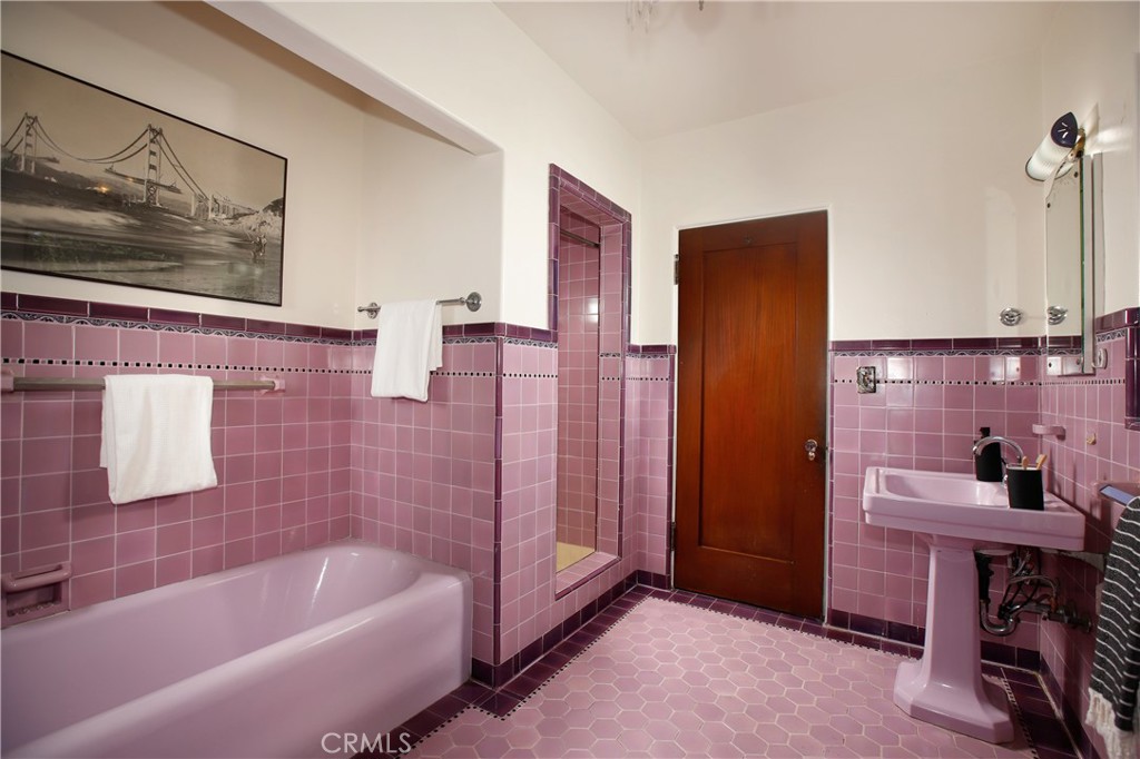 1543 Hillcrest Avenue Property Photo 28