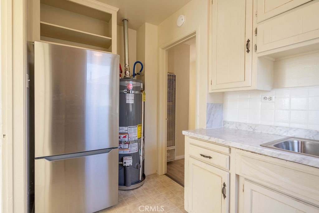 514 N Rosemary Property Photo 12