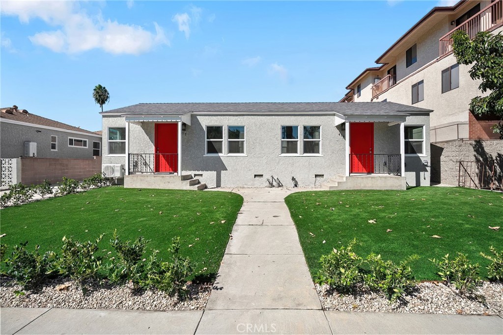 417 A Irving Avenue Property Photo 1