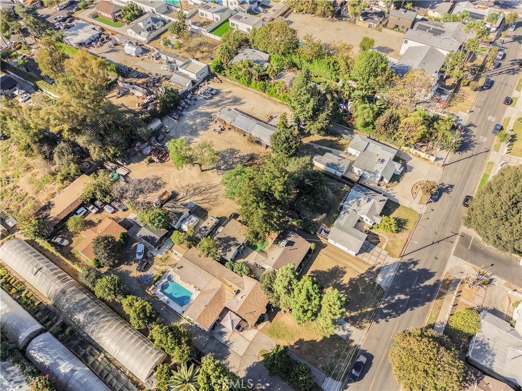 18218 Strathern Property Photo 16