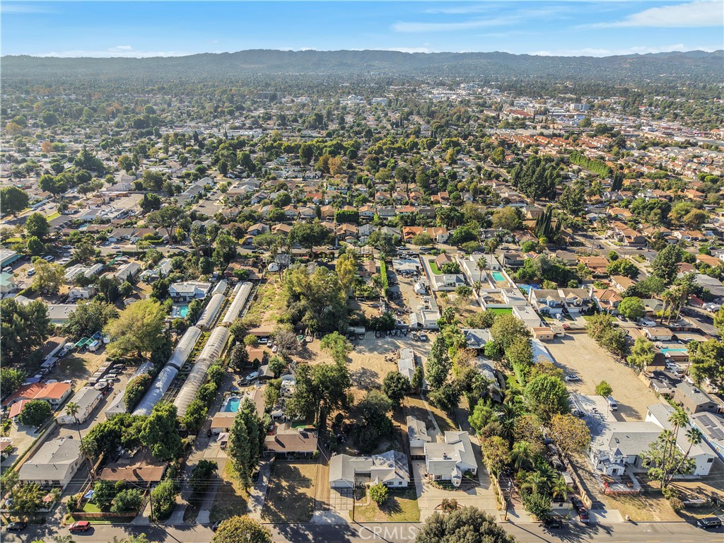 18218 Strathern Property Photo 19