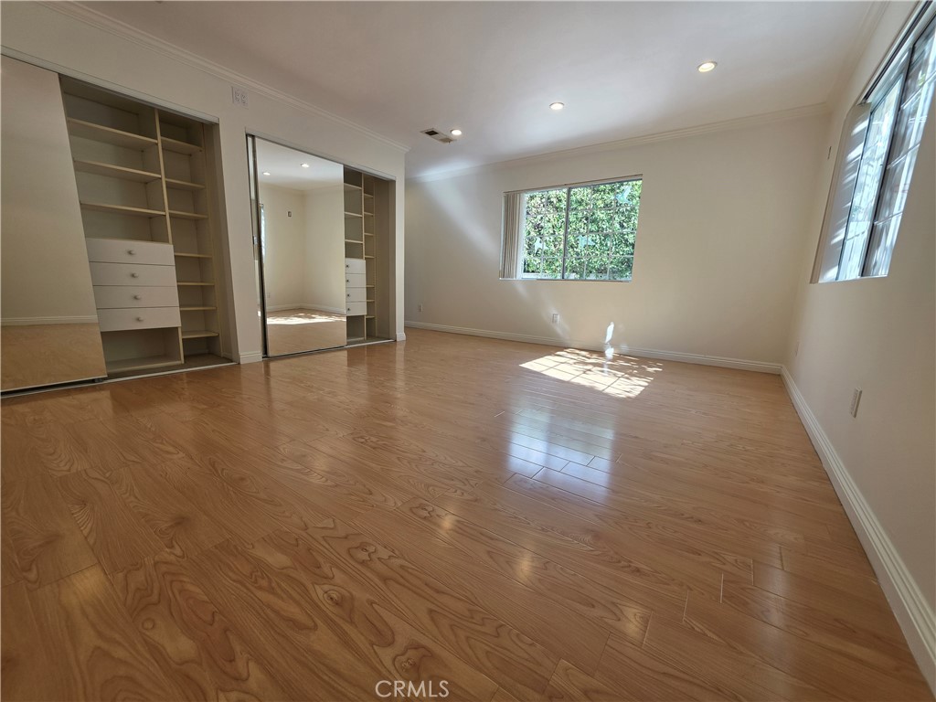 550 Palm Property Photo 11
