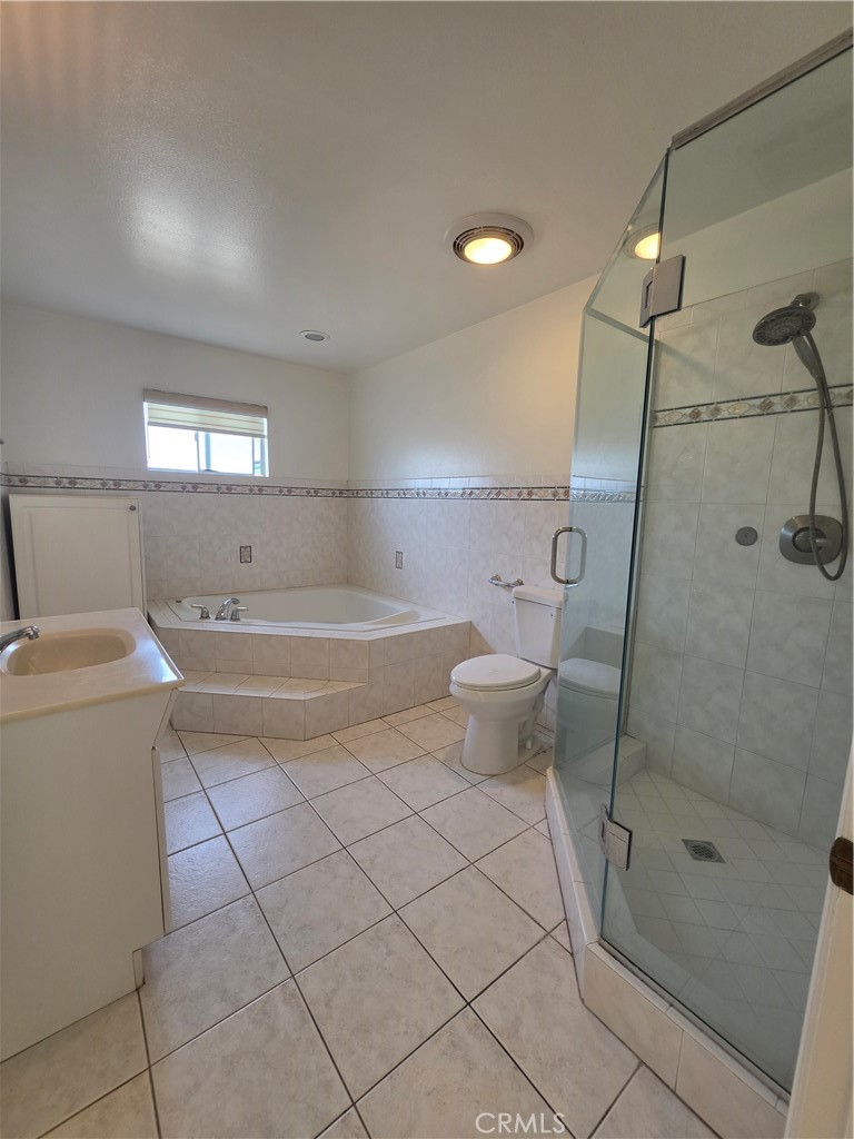 550 Palm Property Photo 12