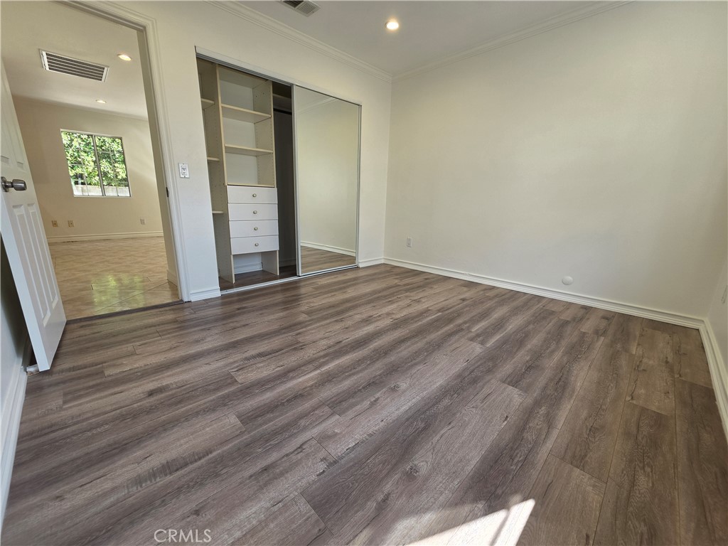 550 Palm Property Photo 14