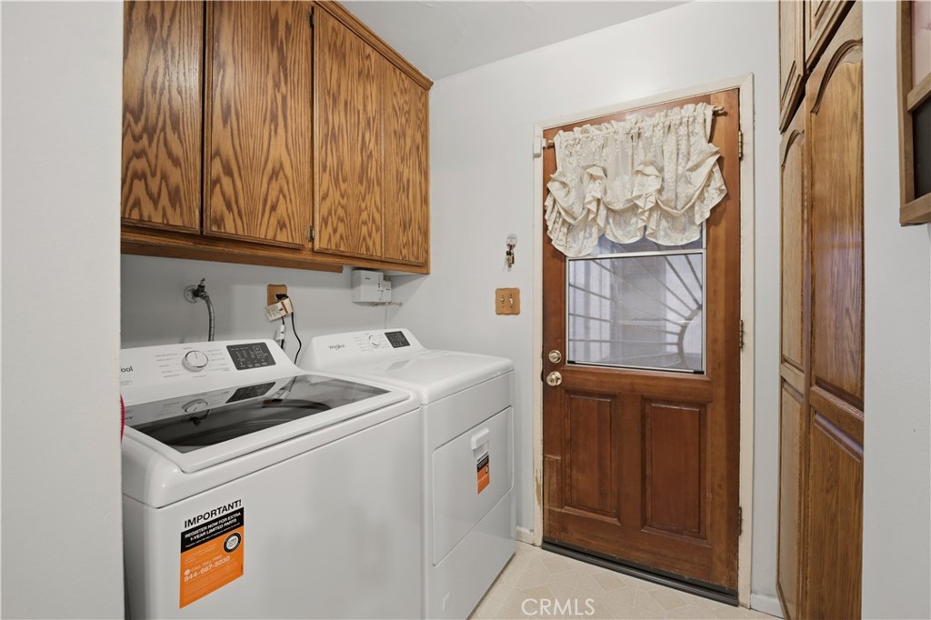 10406 Gerald Avenue Property Photo 17