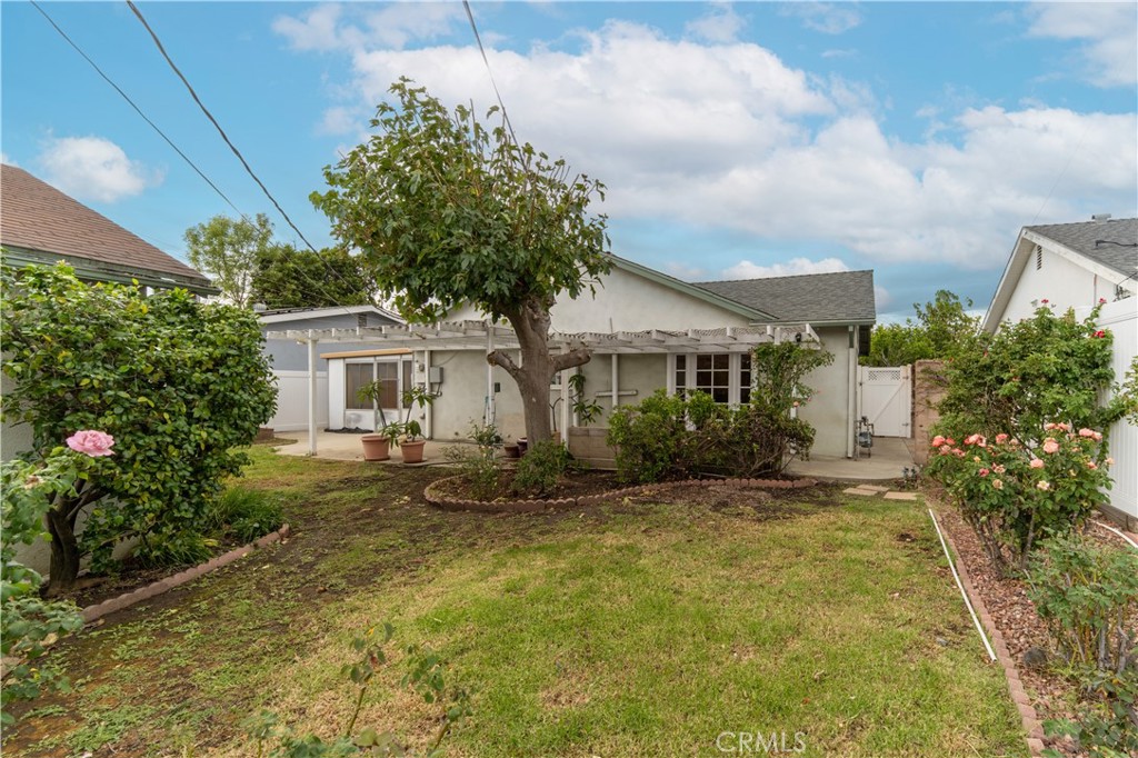 10406 Gerald Avenue Property Photo 27