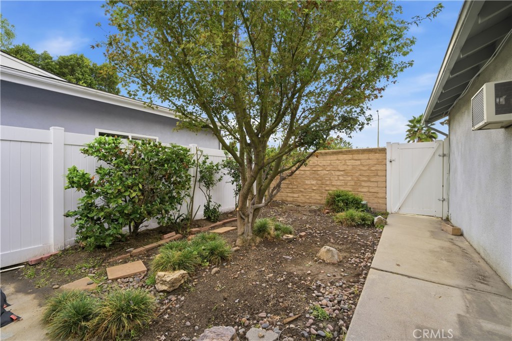 10406 Gerald Avenue Property Photo 28