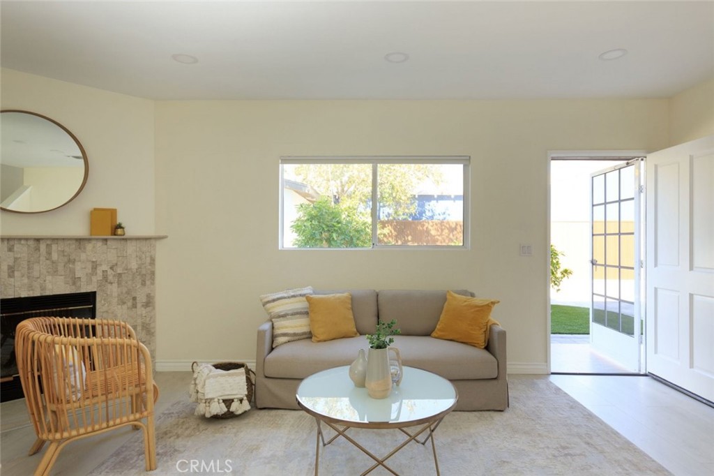 1737 N Lima St Property Photo 3