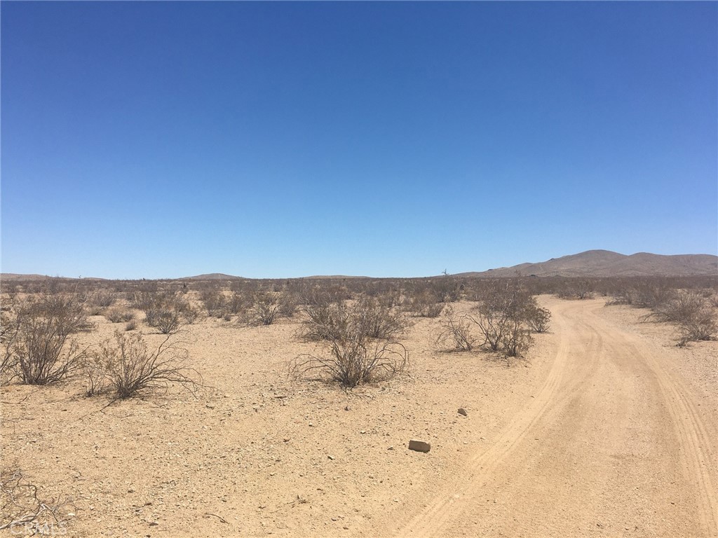 47006158 Bannock Road Property Photo 13
