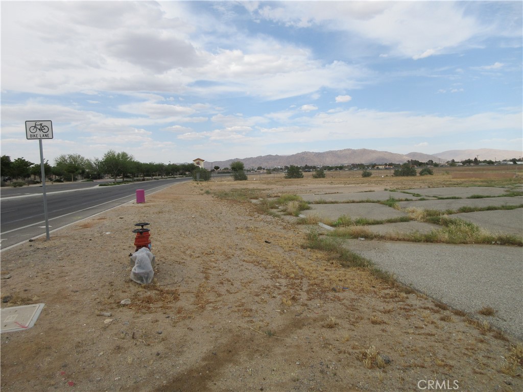 15001 Wakita Property Photo 2