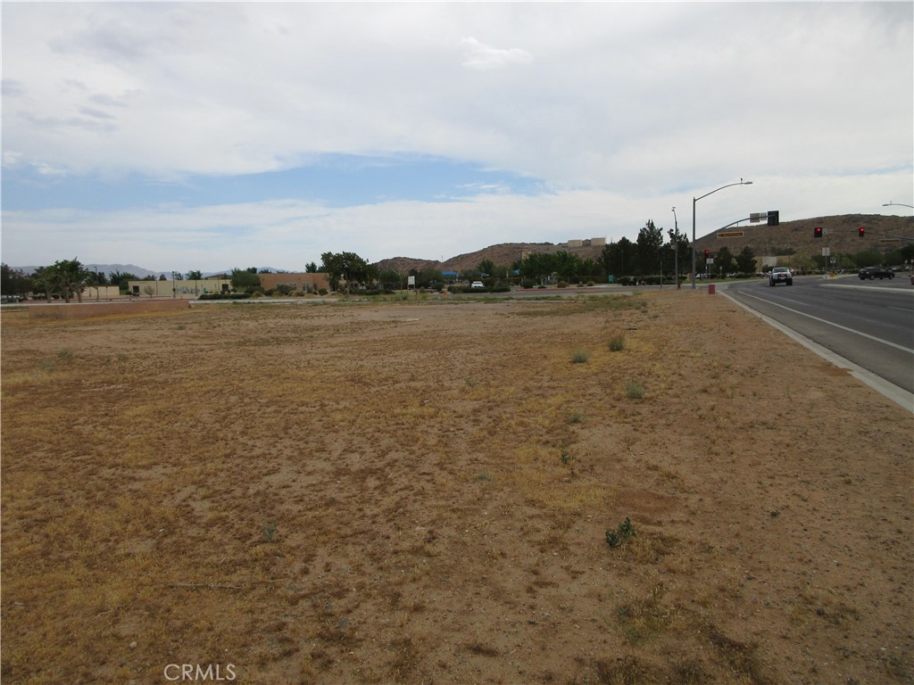 15001 Wakita Property Photo 7