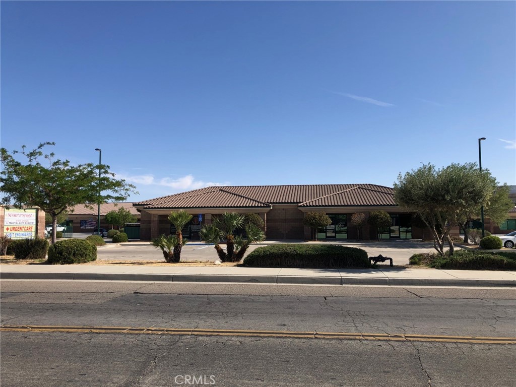 16490 Walnut Street Property Photo 13