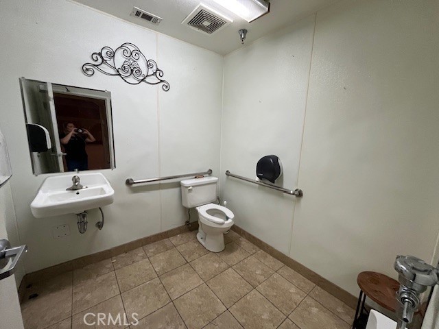 16490 Walnut Street Property Photo 24