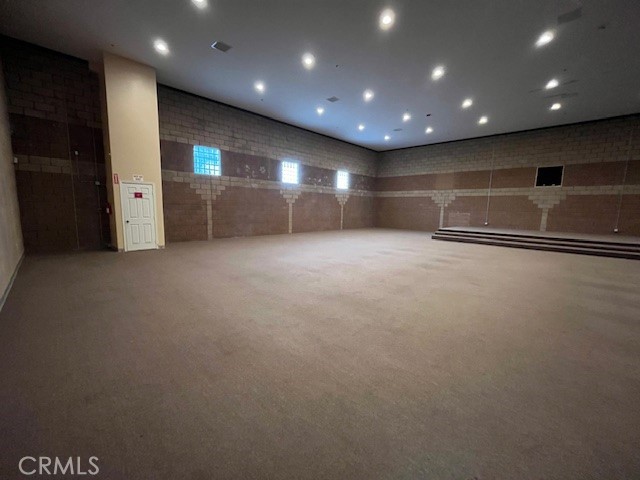 16490 Walnut Street Property Photo 28
