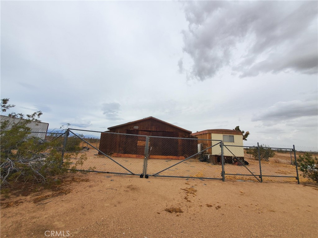 8746 Cactus Road Property Photo 7