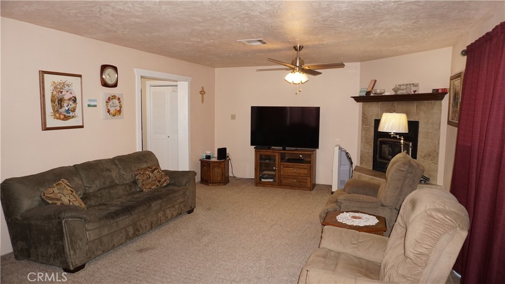 28280 Cochise Avenue Property Photo 6