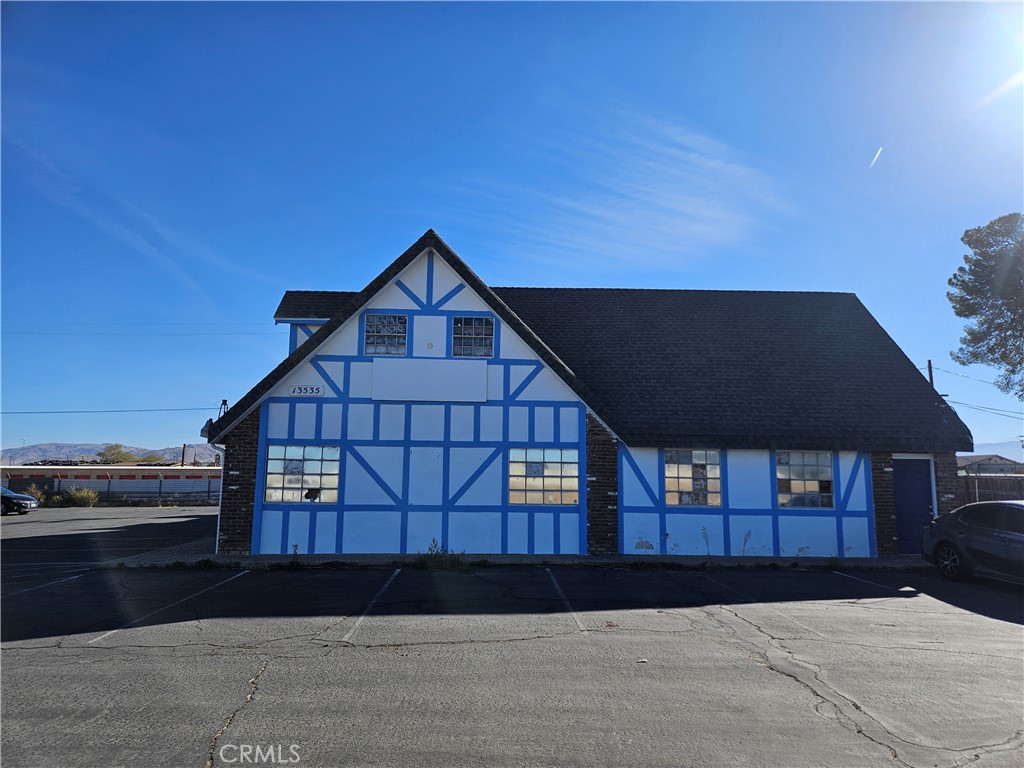 13535 John Glenn Road Property Photo 4