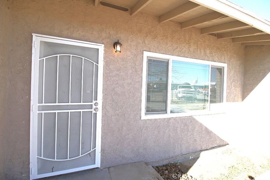 34262 Paris Street Property Photo 3